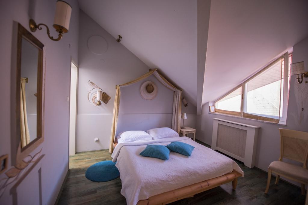 Guesthouse Trajbar Team Zaprešić Rom bilde