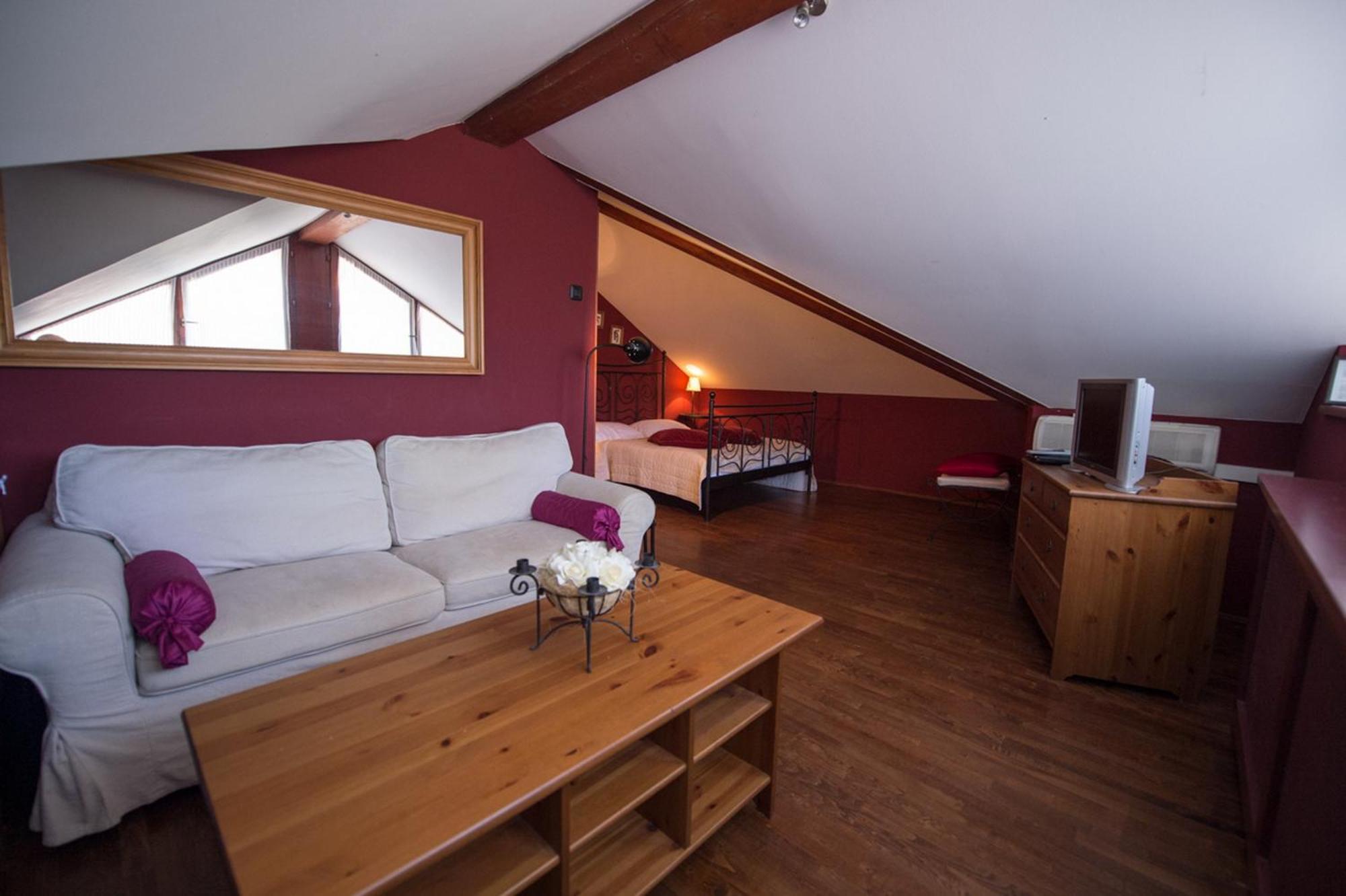 Guesthouse Trajbar Team Zaprešić Rom bilde