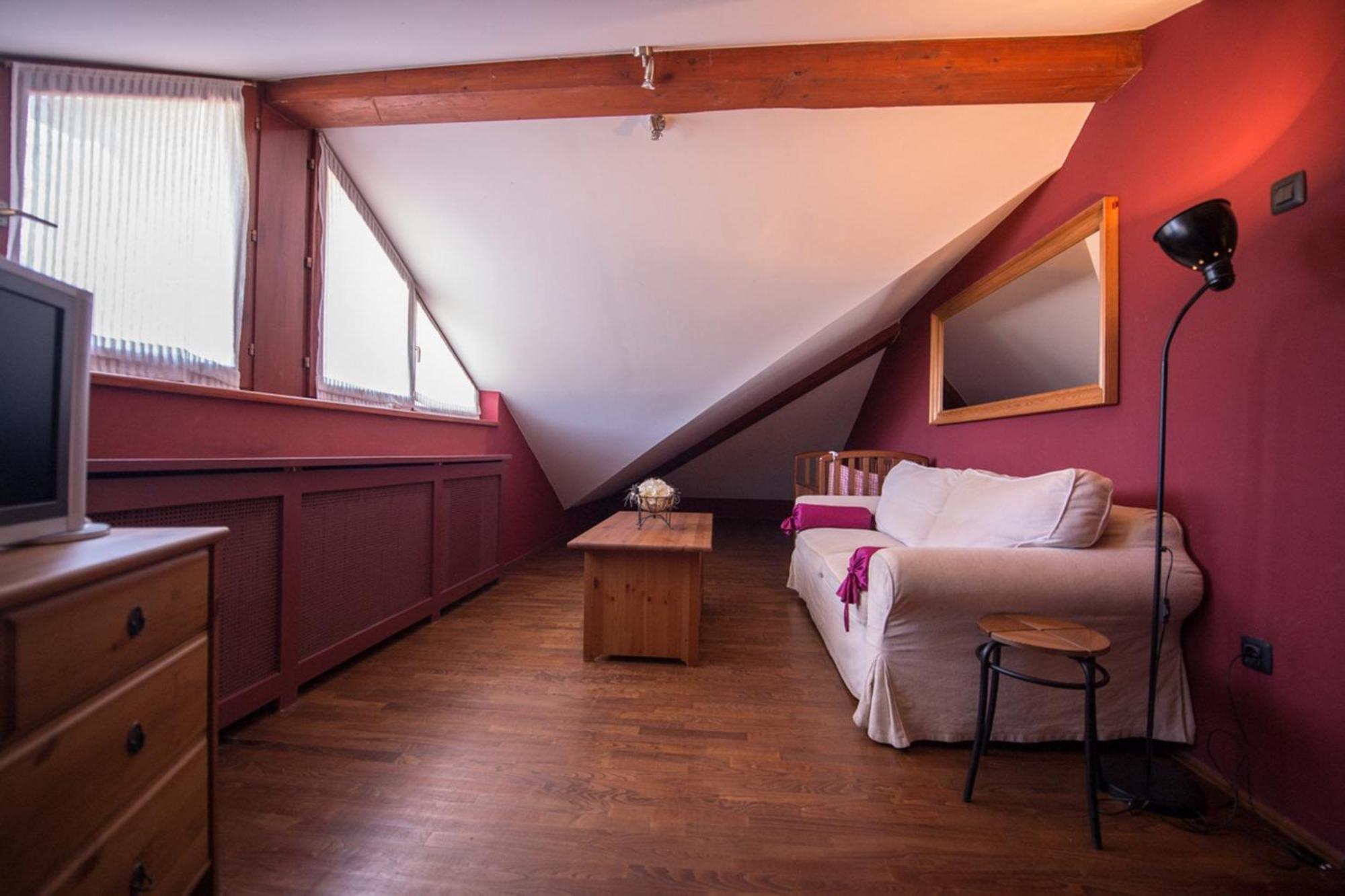 Guesthouse Trajbar Team Zaprešić Rom bilde
