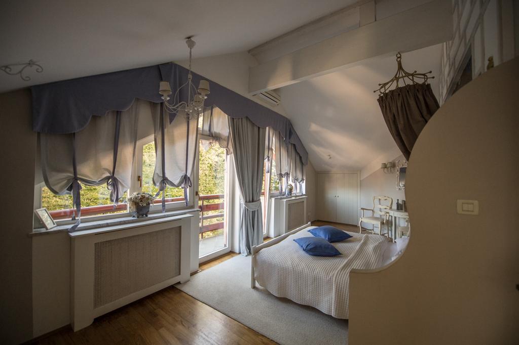 Guesthouse Trajbar Team Zaprešić Rom bilde