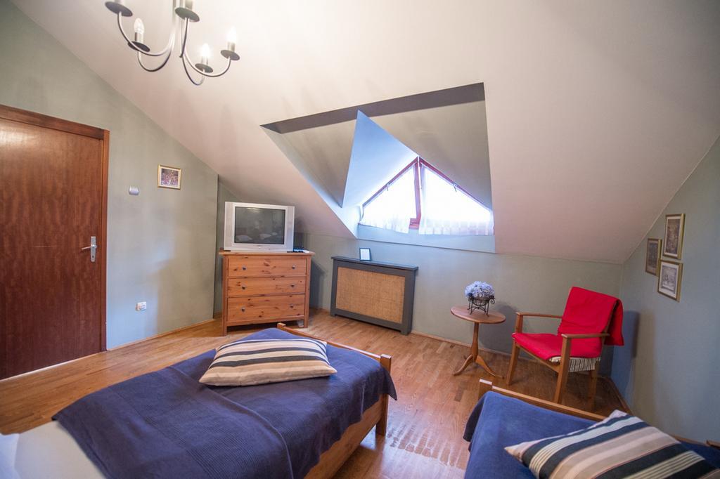 Guesthouse Trajbar Team Zaprešić Rom bilde