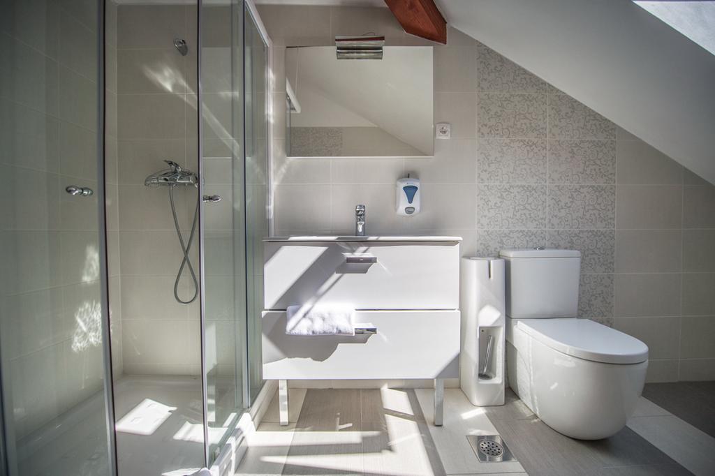 Guesthouse Trajbar Team Zaprešić Rom bilde