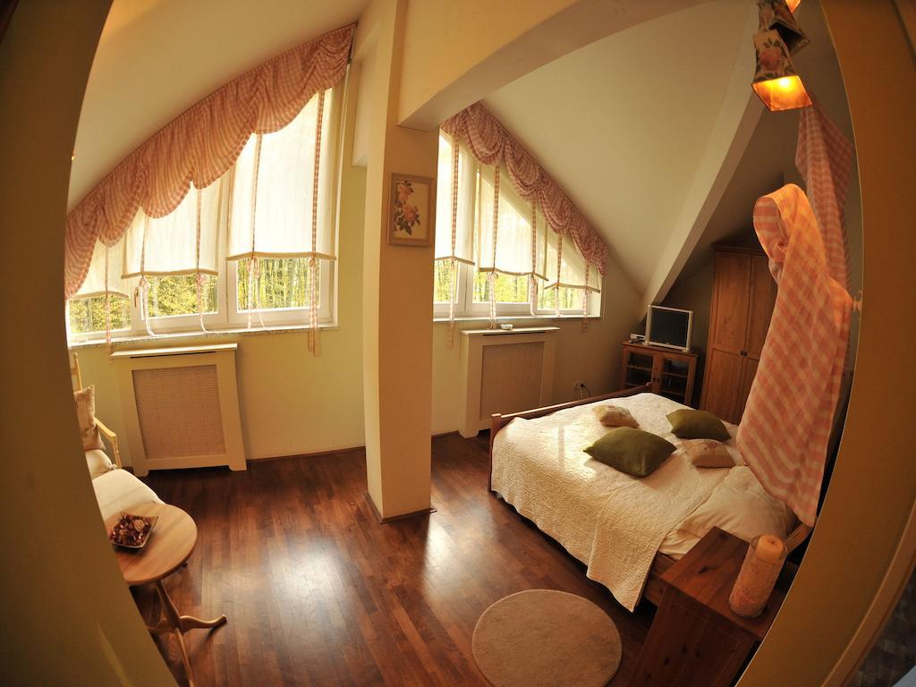 Guesthouse Trajbar Team Zaprešić Eksteriør bilde